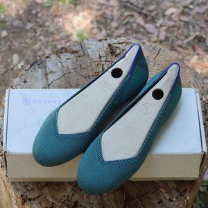 Retired Rothy's Spruce Python Flats Woman's 7 NIB
